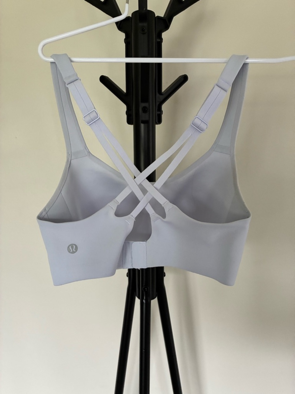 Lululemon Air Support Bra | 32DD | Chambray - Picture 3 of 5